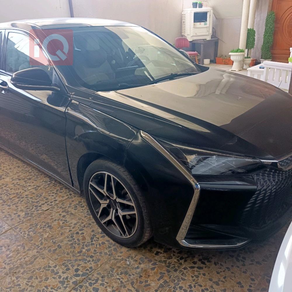 Dongfeng Aeolus A30